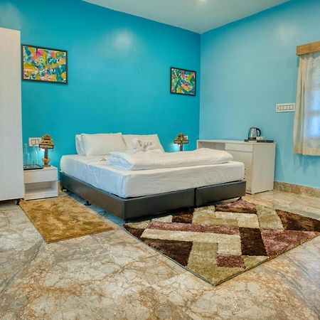 Michael'S Island Resort Satpara Экстерьер фото